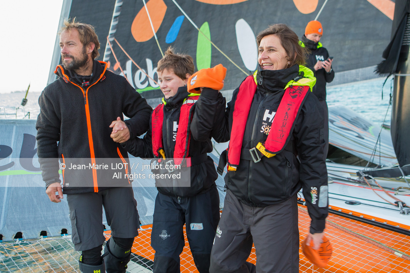 THOMAS COVILLE - RECORD AUTOUR DU MONDE EN MULTICOQUE EN SOLITAIRE 2016