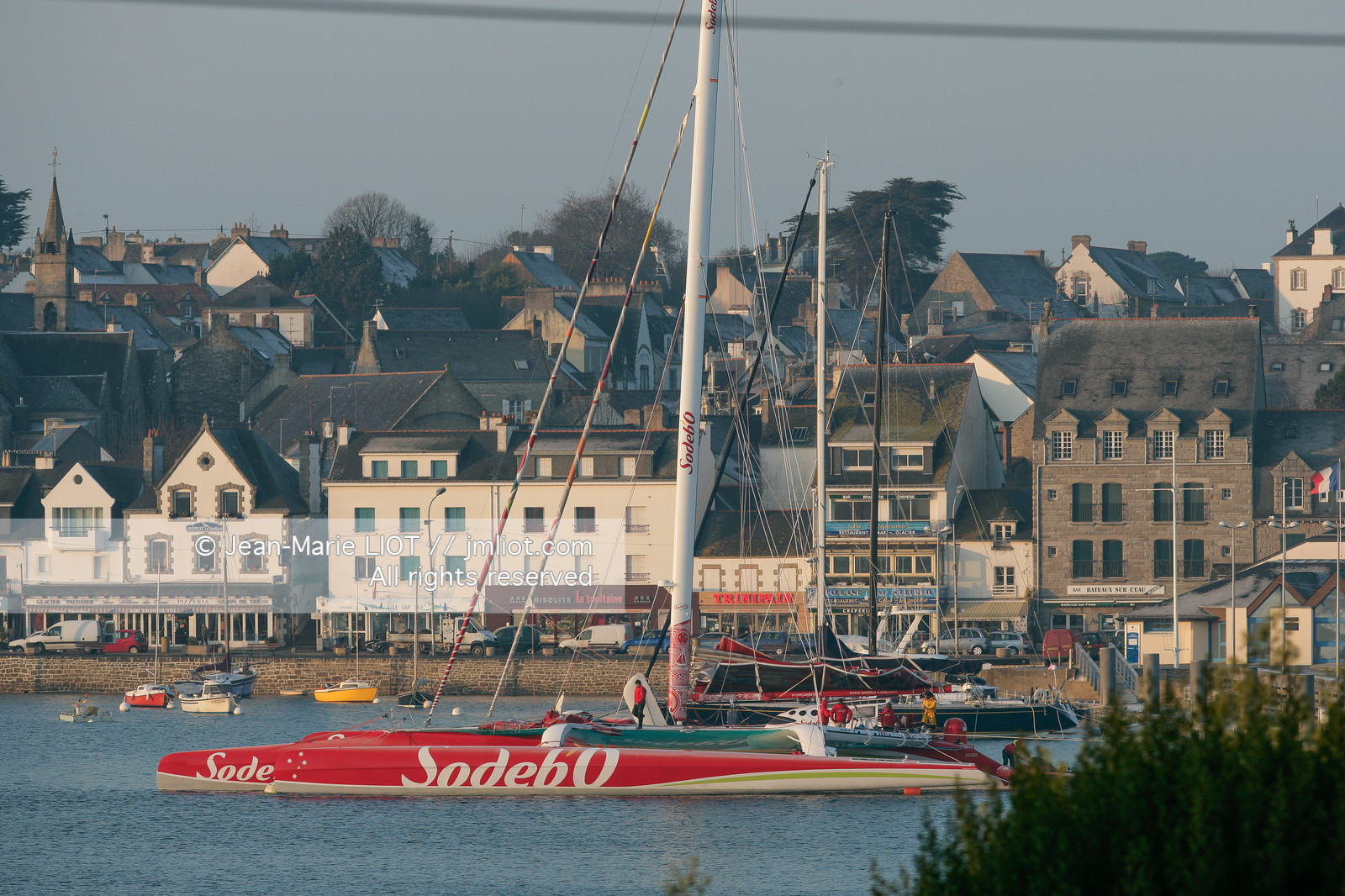 MAXI TRIMARAN SODEBO - THOMAS COVILLE - RECORD TOUR DU MONDE EN SOLITAIRE..