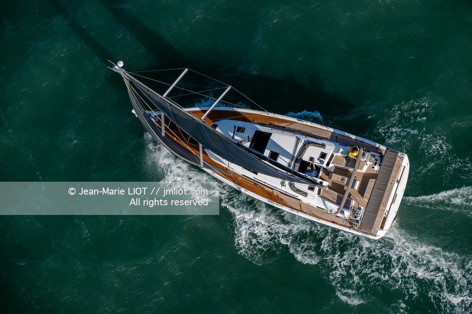 DUFOUR YACHTS - DUFOUR 470