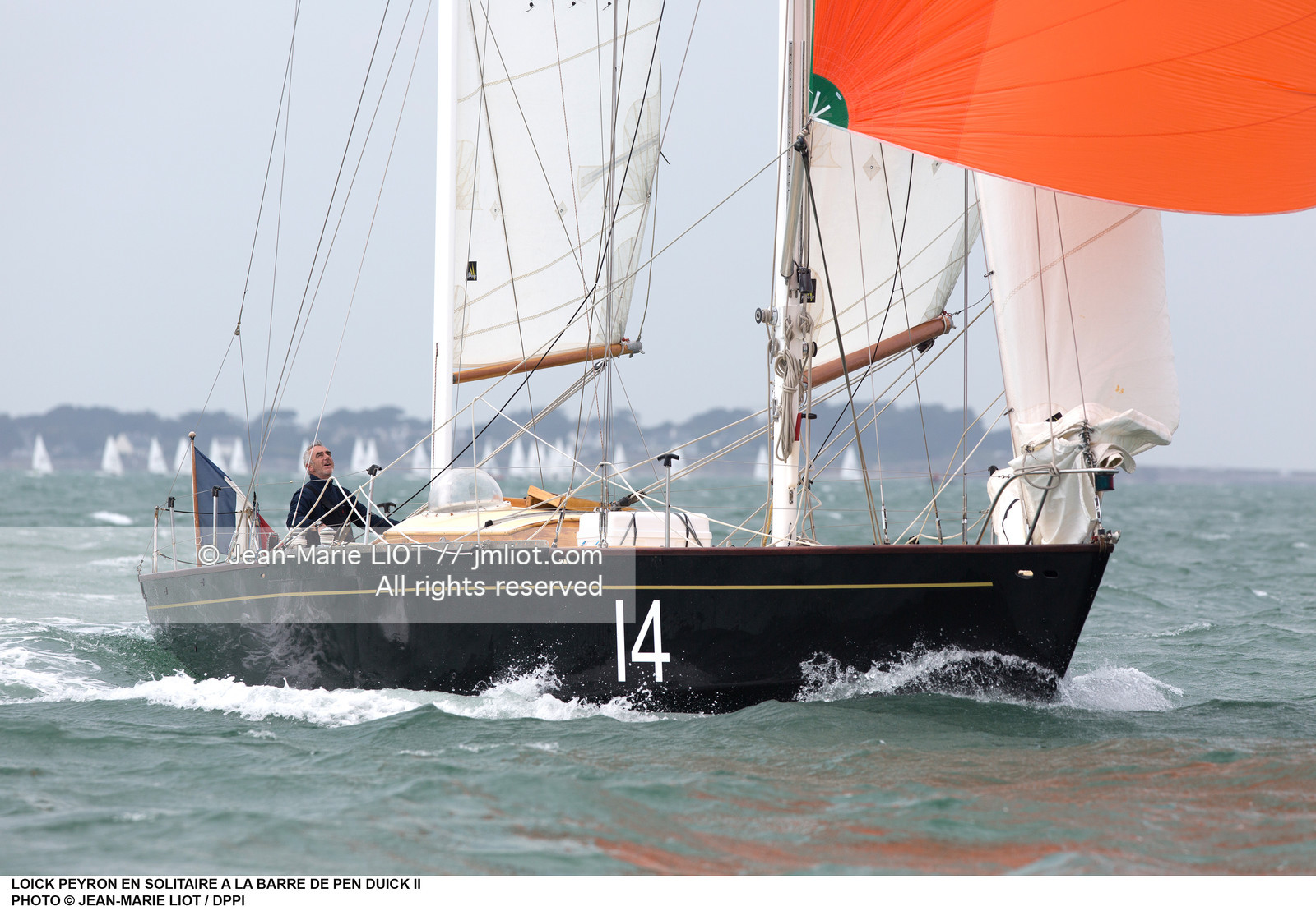 LOICK PEYRON A BORD DE PEN DUICK II
