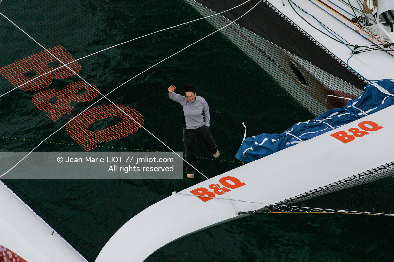 ELLE MACARTHUR - RECORD DU TOUR DU MONDE EN SOLITAIRE