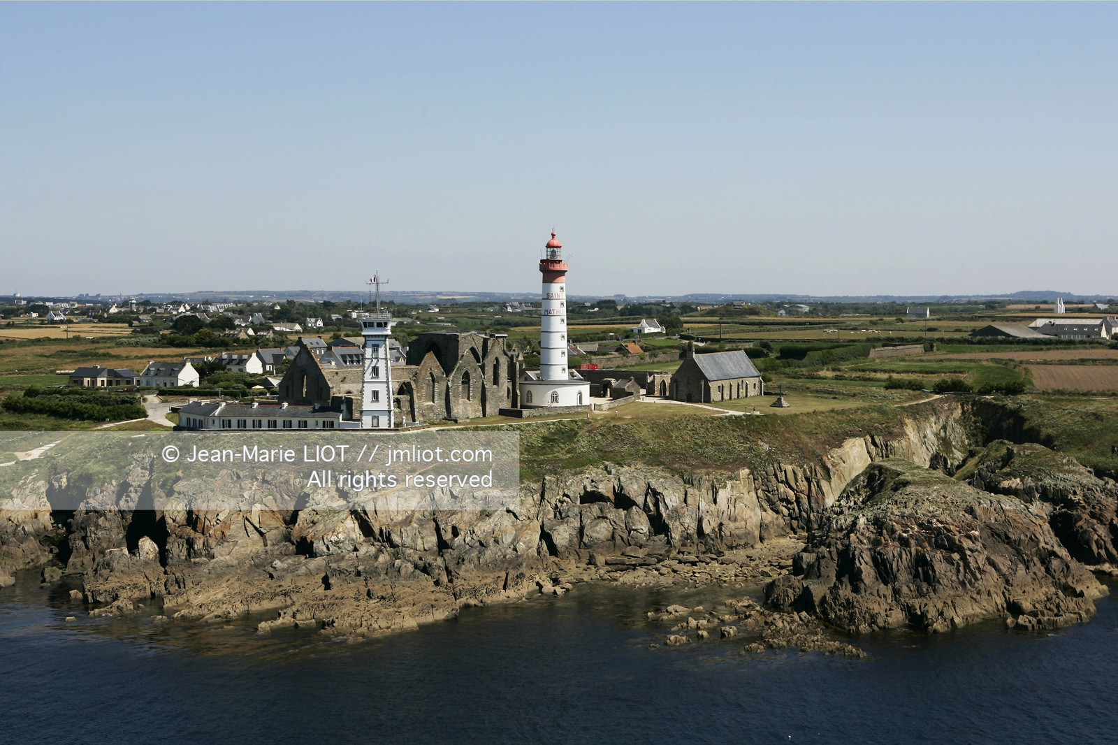 PHARE DE LA POINTE ST MATHIEU.