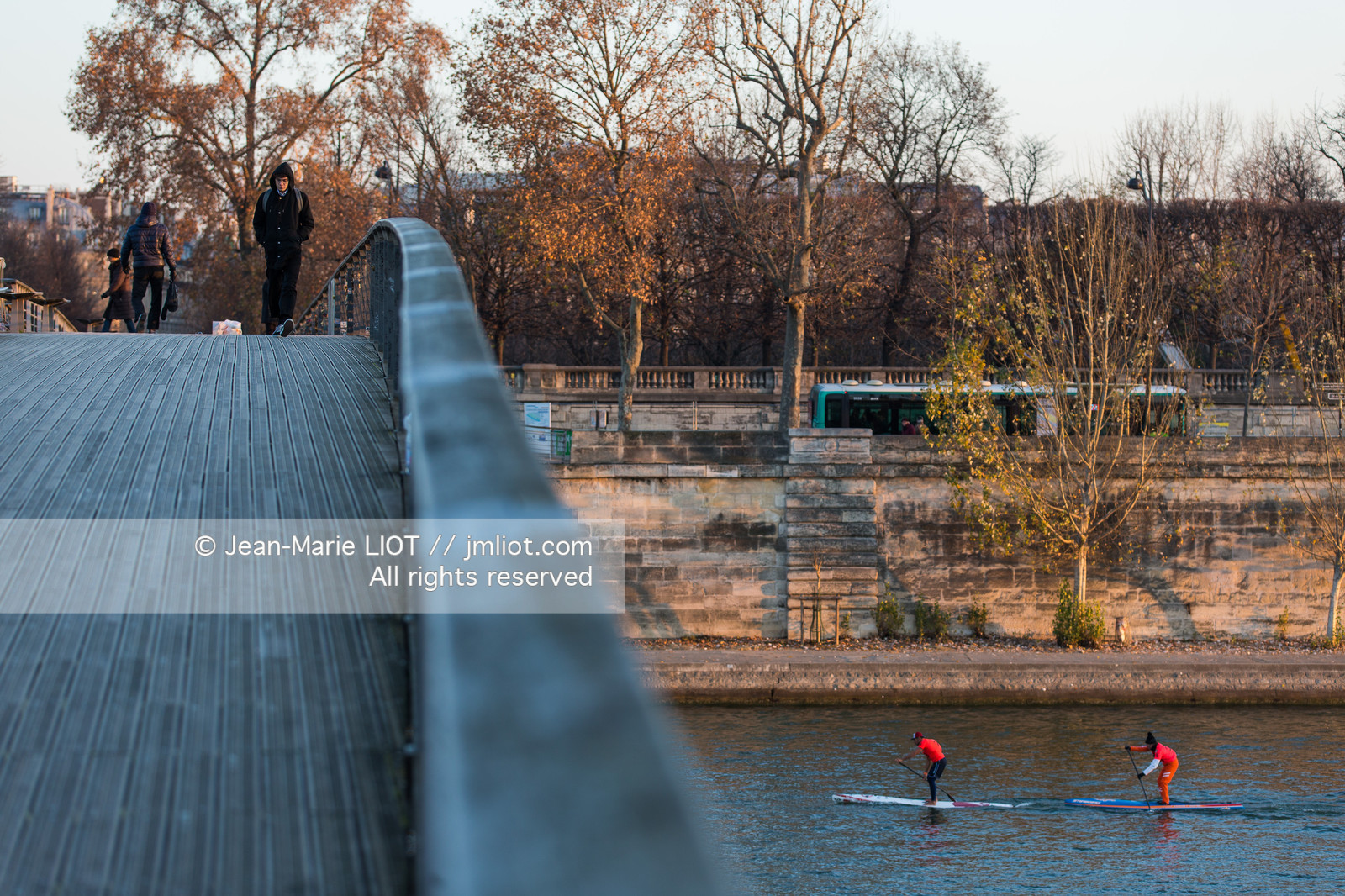 PADDLE - LA SEINE - PARIS
