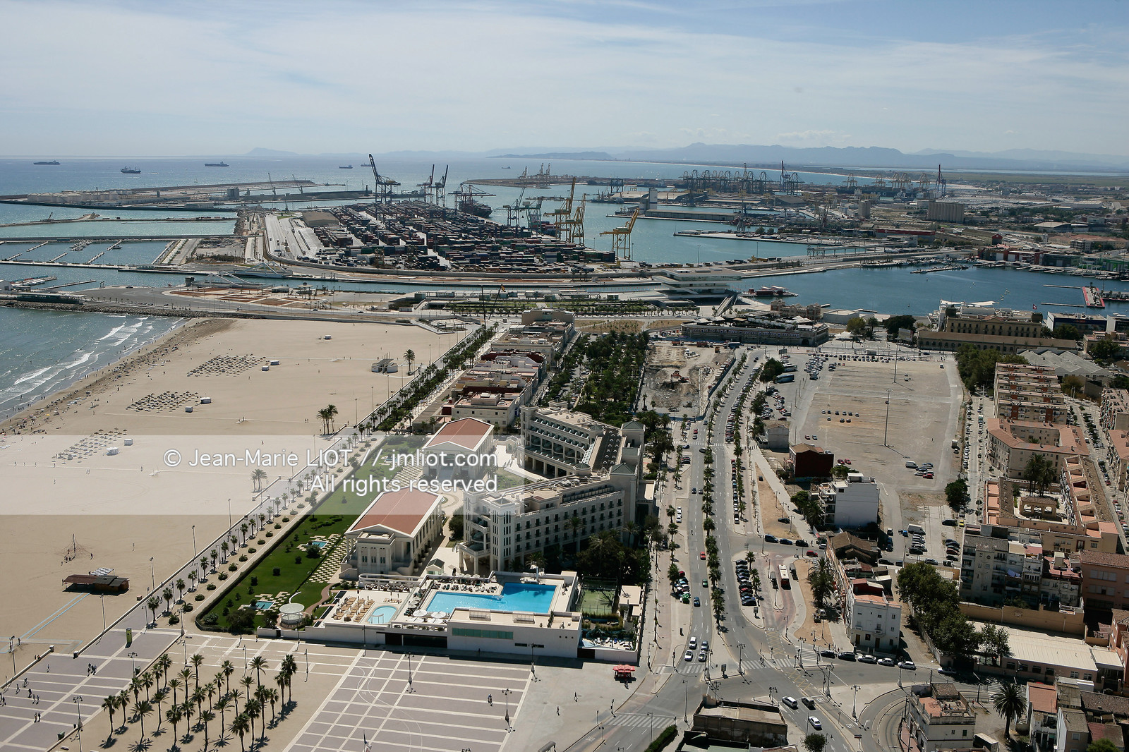 Vue aerienne de Valence, Espagne.photo© Jean-Marie Liot .