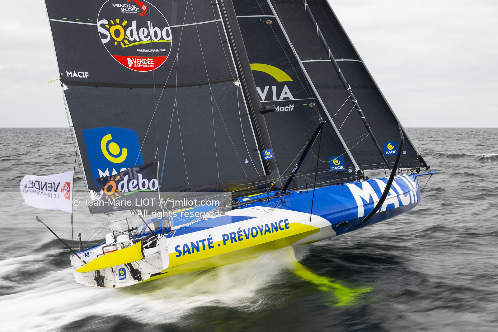 CHARLIE DALIN 2024 - IMOCA MACIF SANTE PREVOYANCE - VENDEE GLOBE 2024-2025