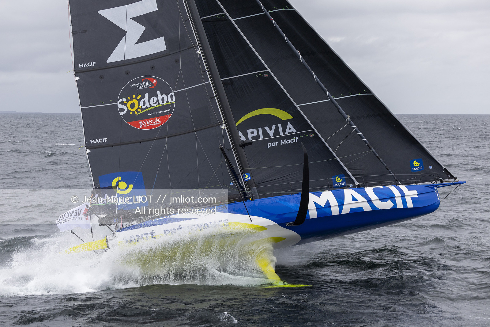 CHARLIE DALIN 2024 - IMOCA MACIF SANTE PREVOYANCE - VENDEE GLOBE 2024-2025