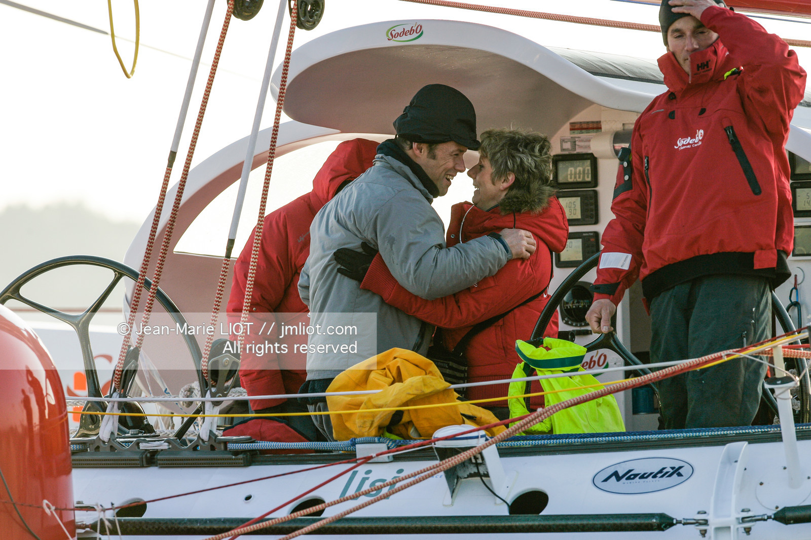 MAXI TRIMARAN SODEBO - THOMAS COVILLE - RECORD TOUR DU MONDE EN SOLITAIRE..