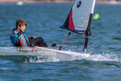 VOILE LEGERE _ open bic.