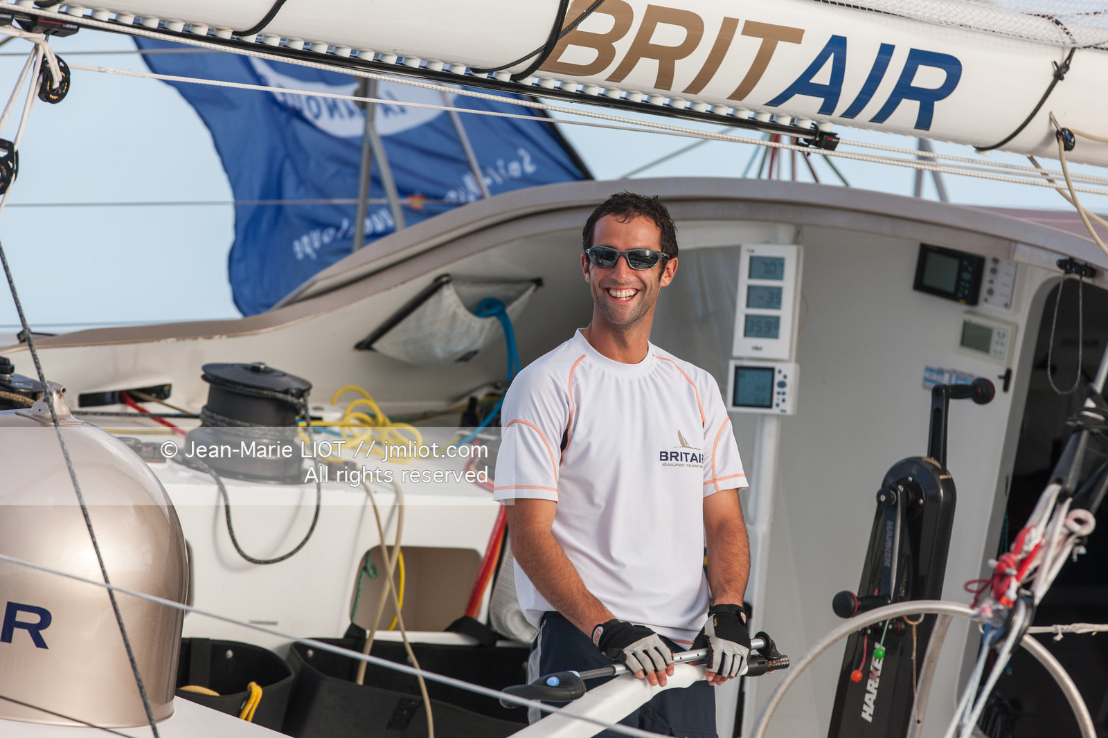 ROUTE DU RHUM 2010 - ARRIVEE DE ARMEL LE CLEAC'H