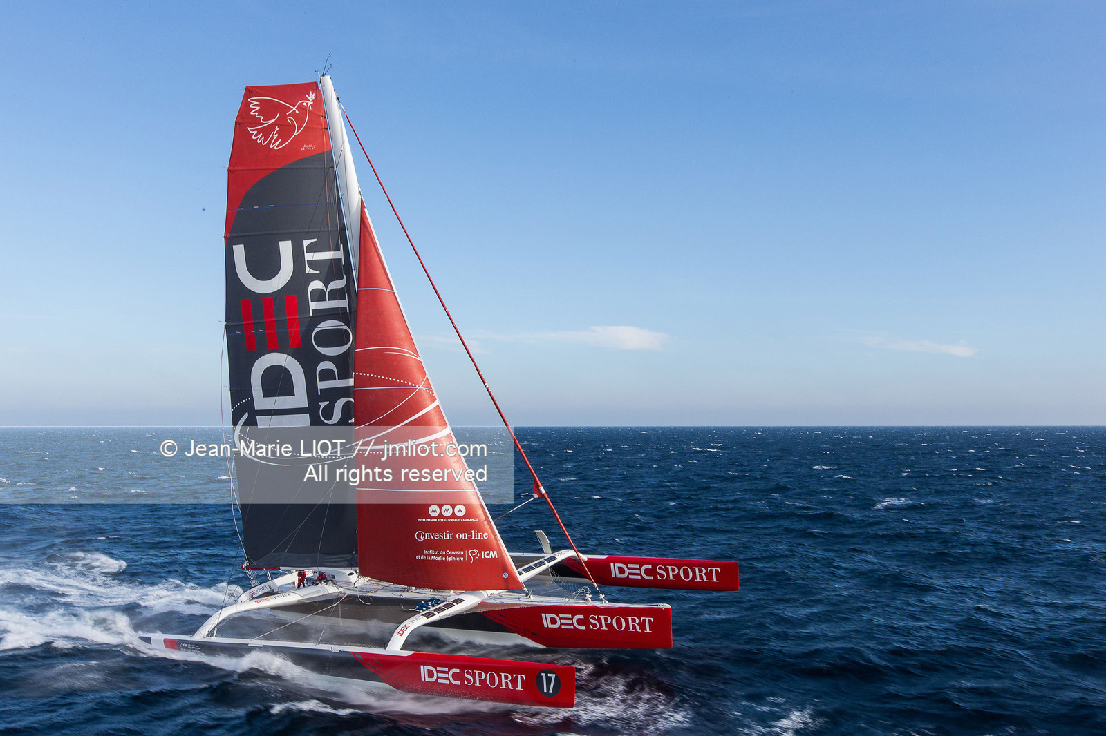 MAXI TRIMARAN IDEC SPORT 2015 - BANQUE D'IMAGES