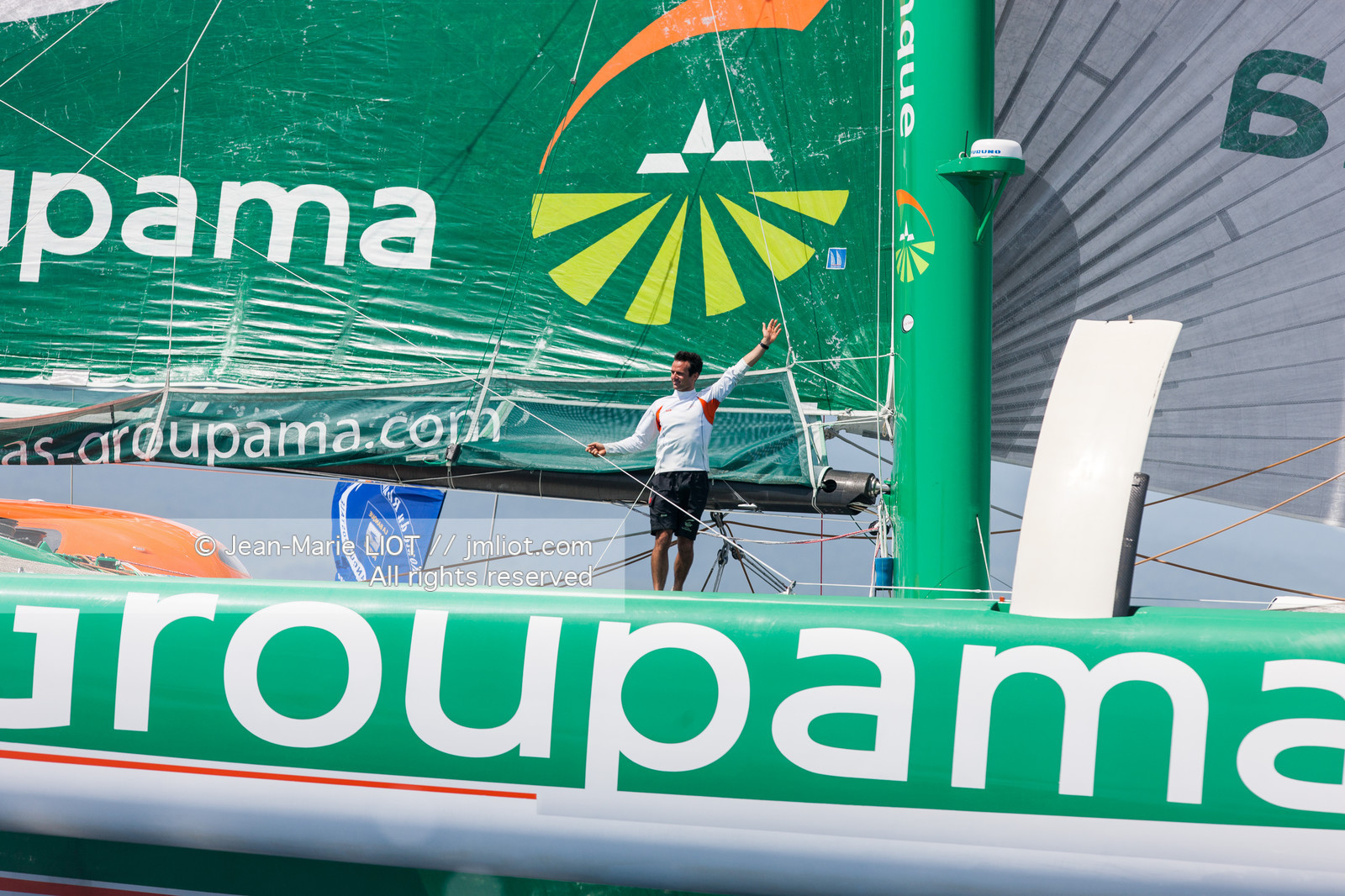ROUTE DU RHUM 2010 - FRANCK CAMMAS - ARRIVEE