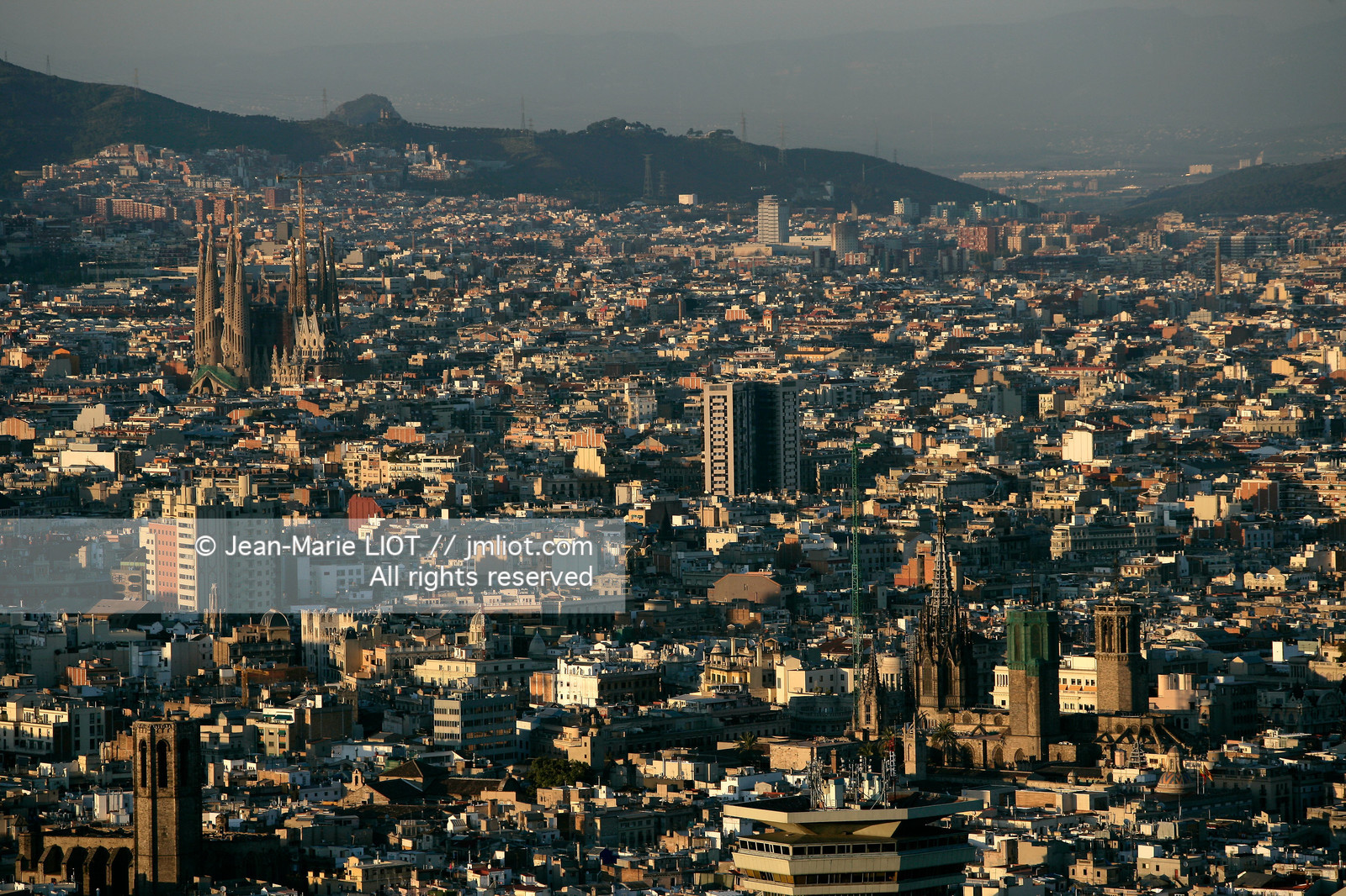 BARCELONA WORLD RACE 2007