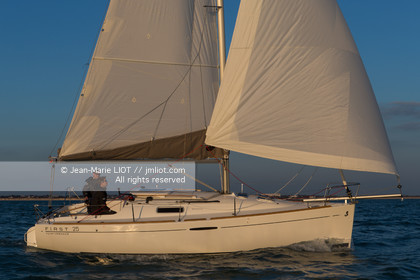 BENETEAU FIRST 25 PERFORMANCE.