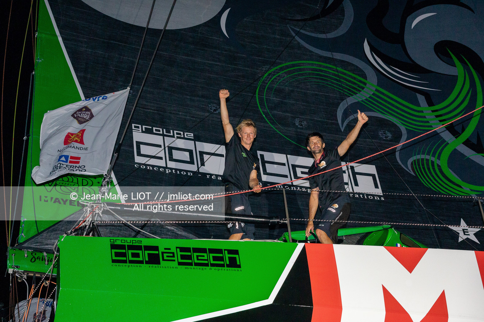 Transat Jacques Vabre 2019, arrivée à Salvador de Bahia, de Maxime Sorel et Guillaume Le Brec à bord de l'Imoca V and B le 12 novembre 2019.Photo © Jean-Marie Liot   AleA.