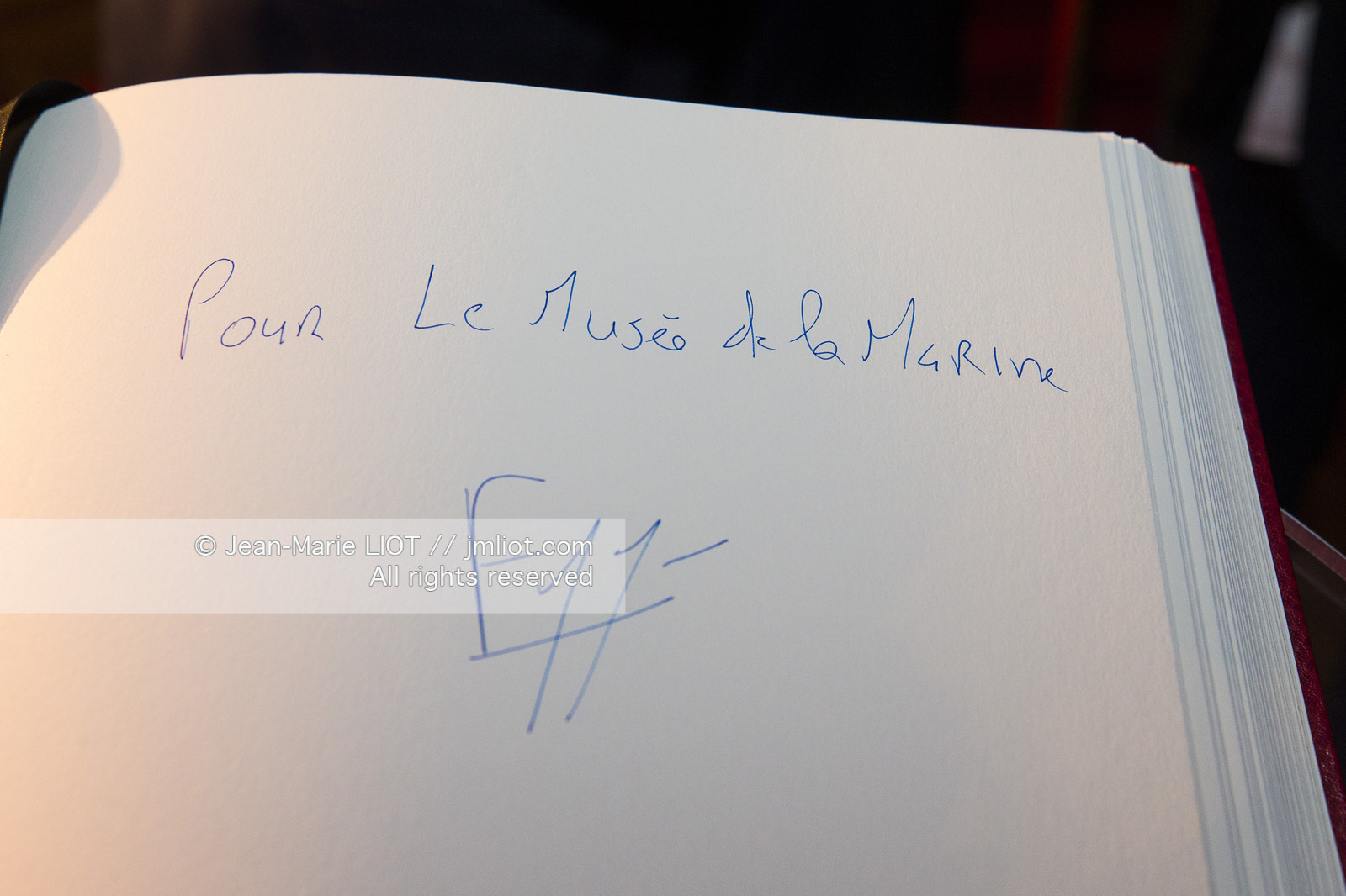 TROPHEE JULES VERNE - IDEC SPORT - REMISE DFU TROPHEE