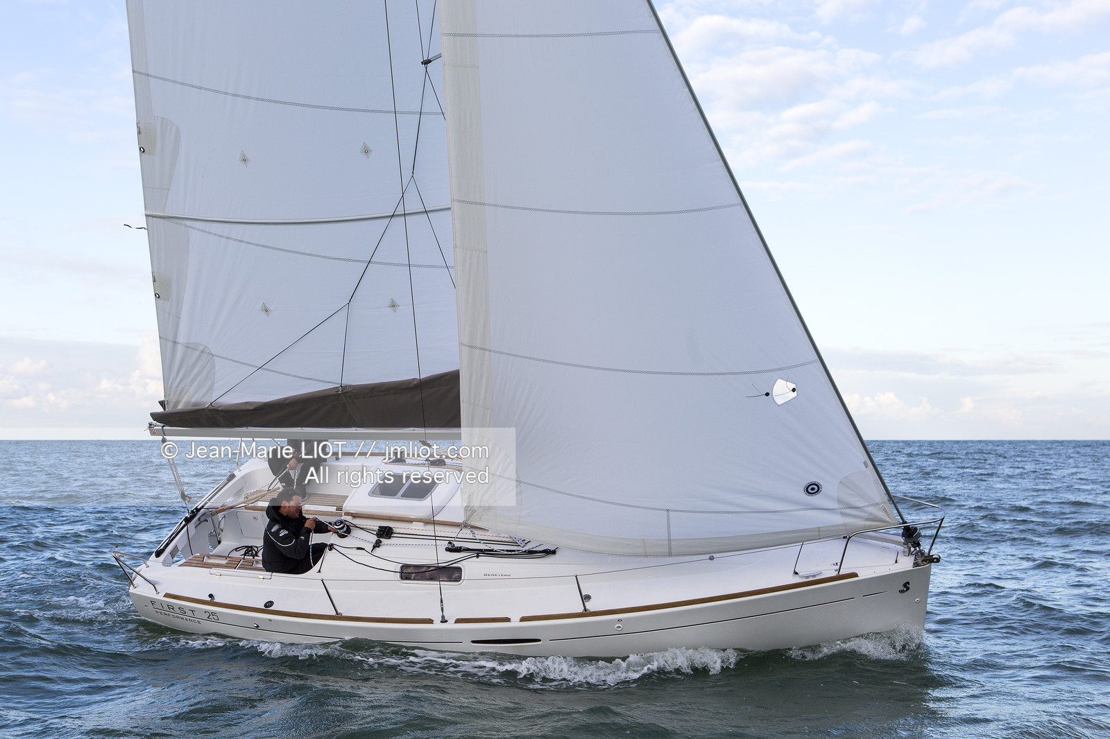 BENETEAU FIRST 25 PERFORMANCE.