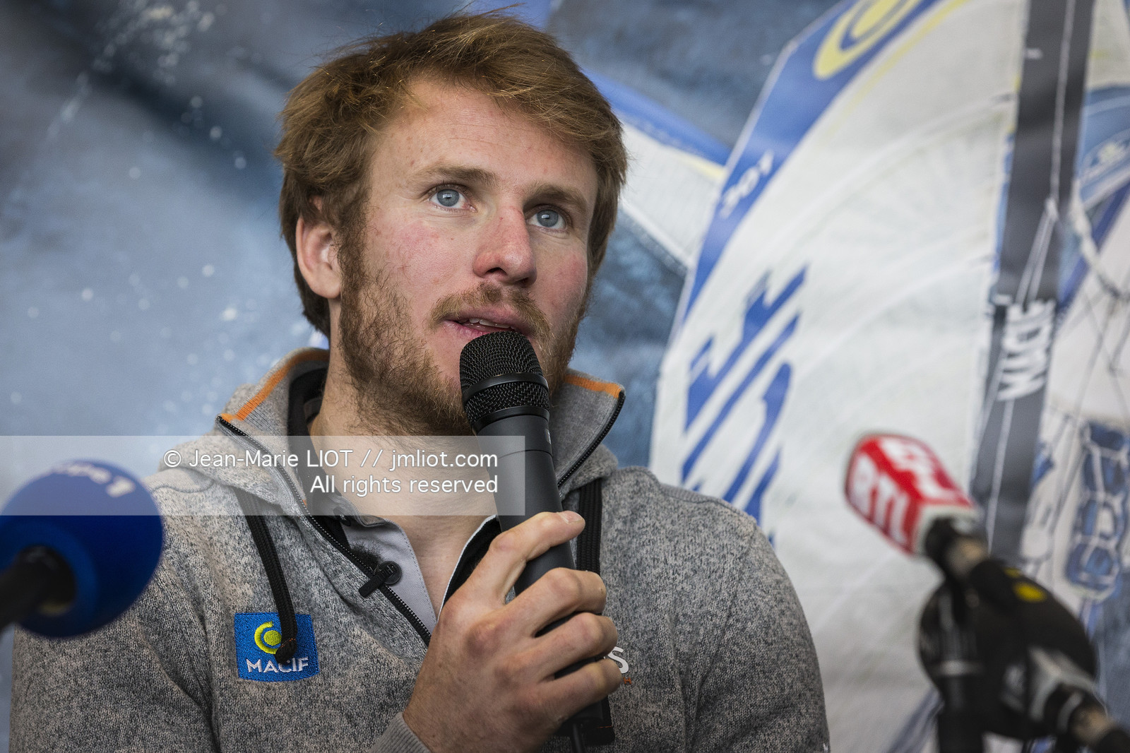 TRIMARAN MACIF - FRANCOIS GABART - RECORD DU TOUR DU MONDE EN SOLITAIRE SANS ESCALE