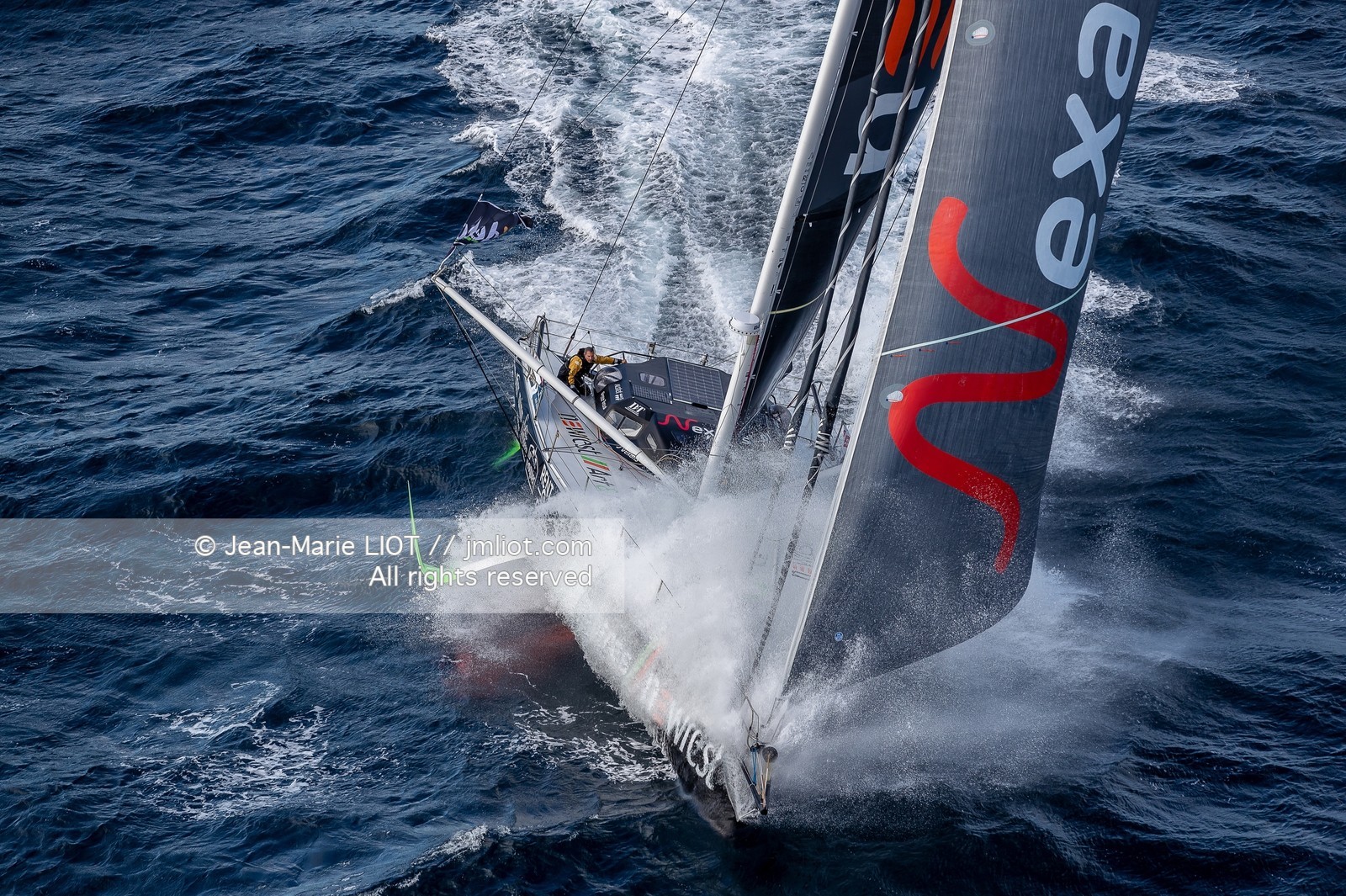 FABRICE AMEDEO 2020 - NEWREST ART ET FENETRES HELICO