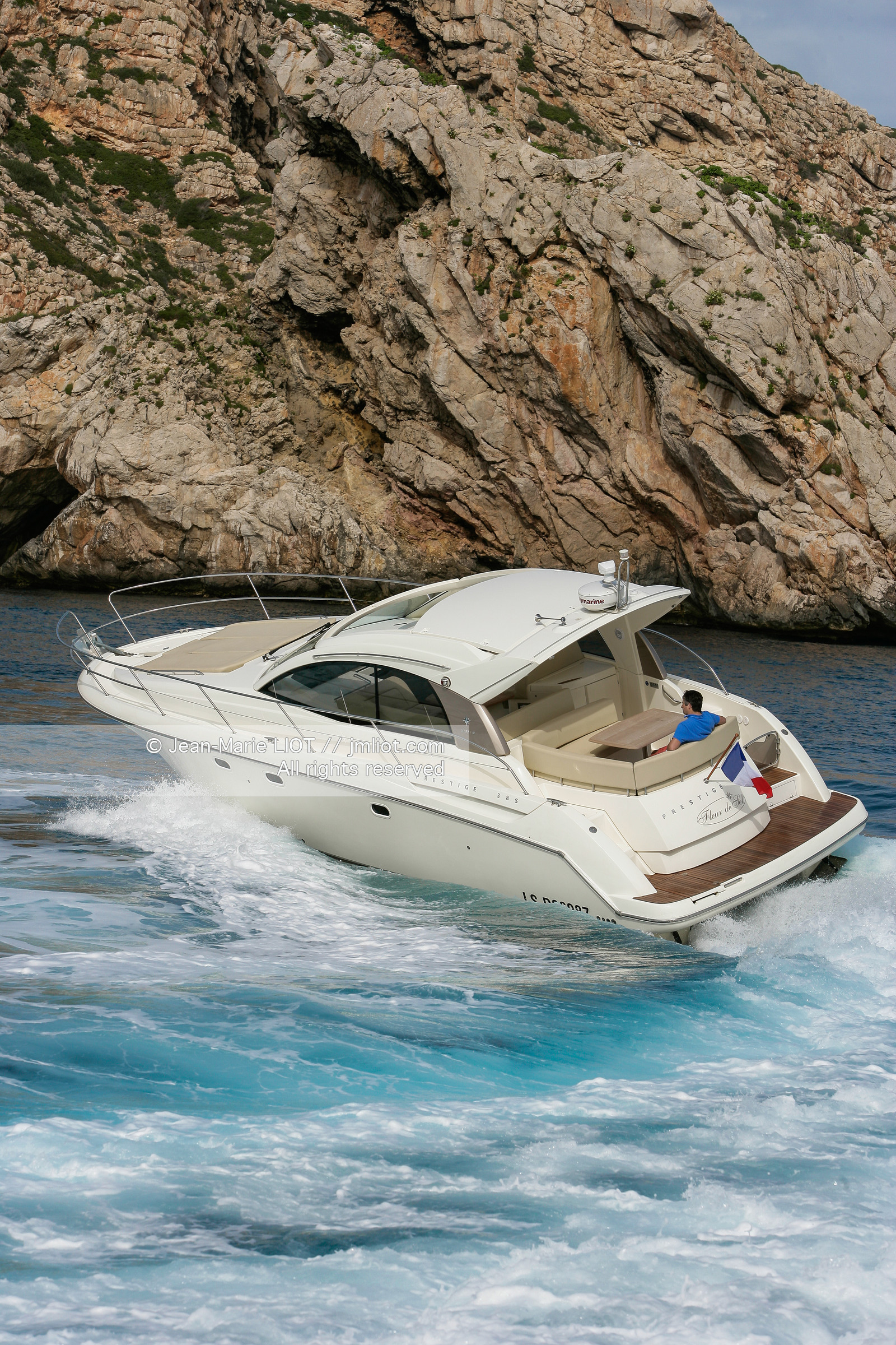 NEPTUNE-PRESTIGE 38S